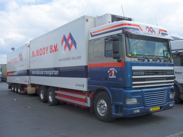 DAF-95-XF-Mooy-Holz-010604-1-NL[1].jpg - Frank Holz